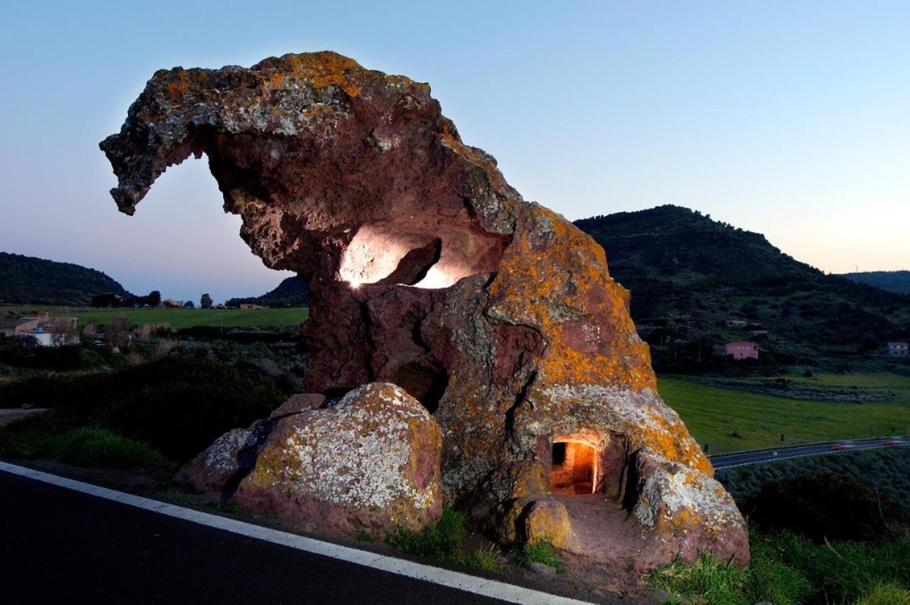 B&B La Roccia Dell'Elefante Castelsardo Eksteriør bilde